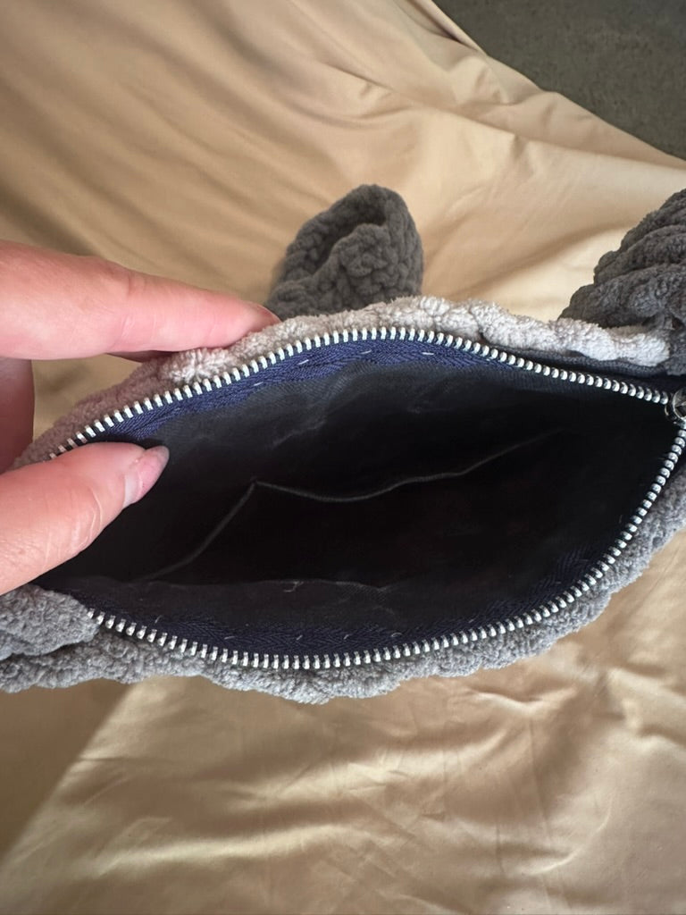 Granny Shoulder Bag
